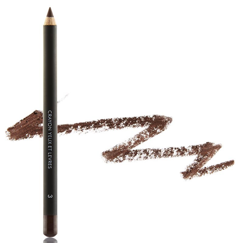 Crayon à lèvres marron peau noir